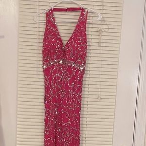 Beautiful juniors formal worn once-comes with dress bag it’s been kept in